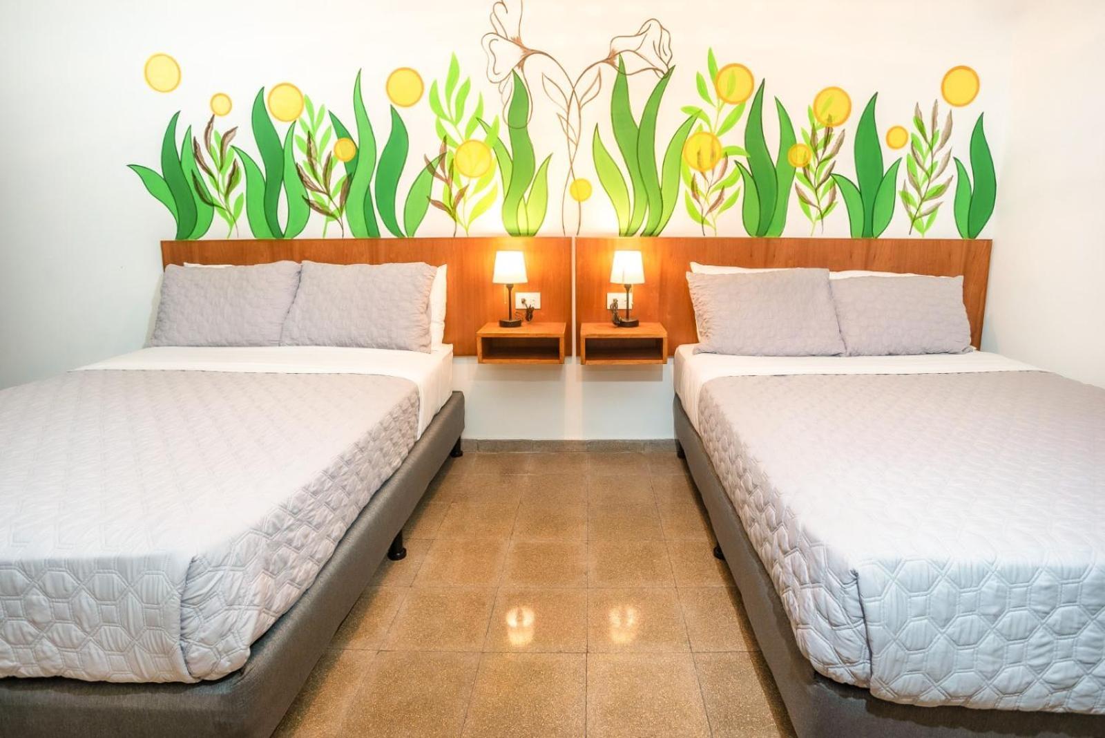 Hotel Caracas Panama City Exterior photo