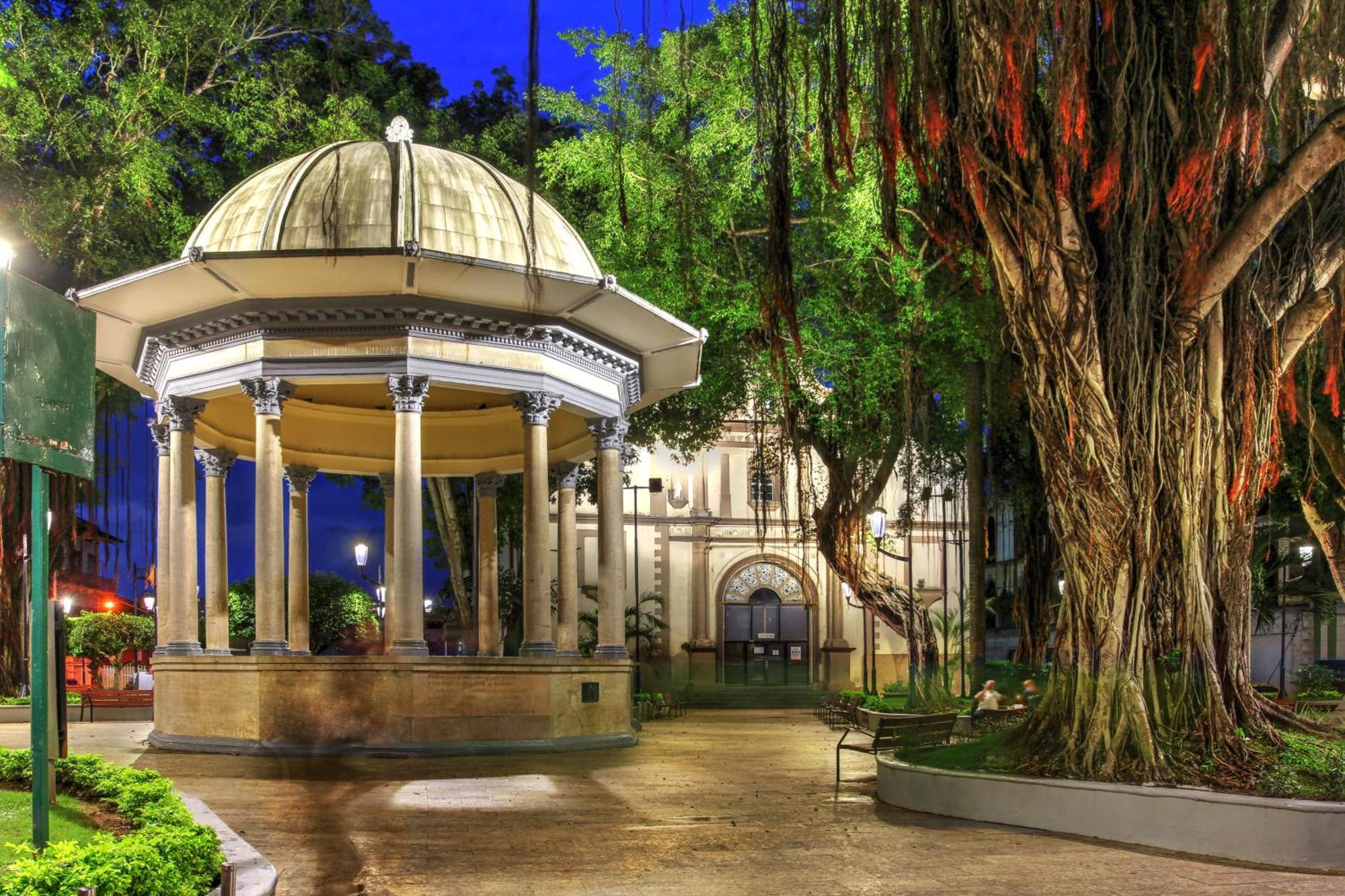Hotel Caracas Panama City Exterior photo